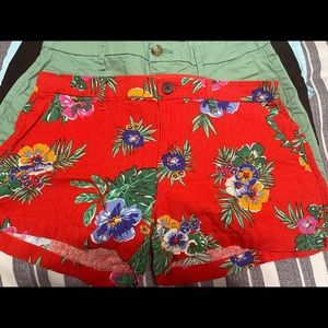 Relaxed Mid-Rise Everyday Short 3.5-inch inseam (single item)